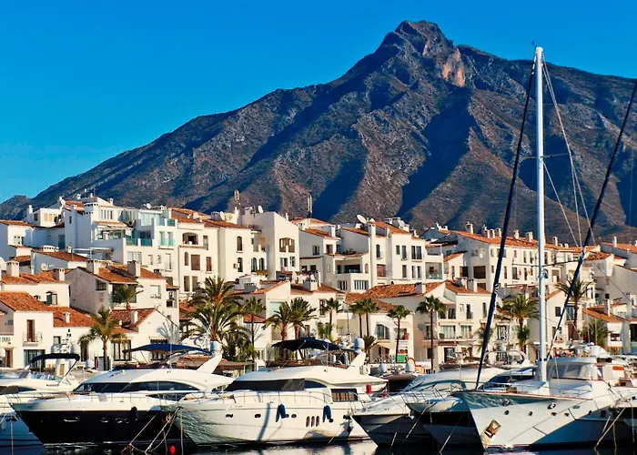 Luxury Beachfront With Pool In Costalita Estepona