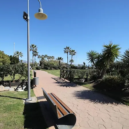 Luxury Beachfront Apartment With Pool In Costalita * Estepona